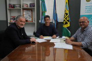 Mauro Poletti gestiona ante la provincia la repavimentación del camino de la costa